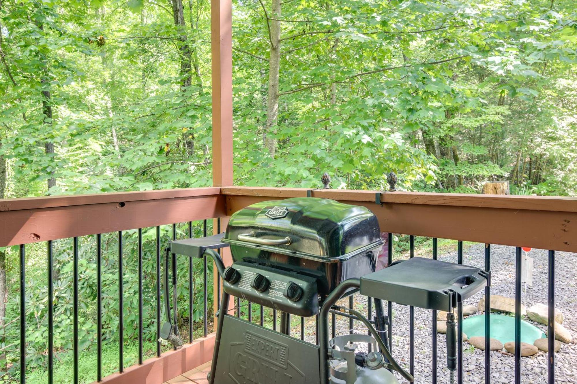 Quaint Smoky Mountain Cabin - 4 Mi To Gatlinburg! Εξωτερικό φωτογραφία