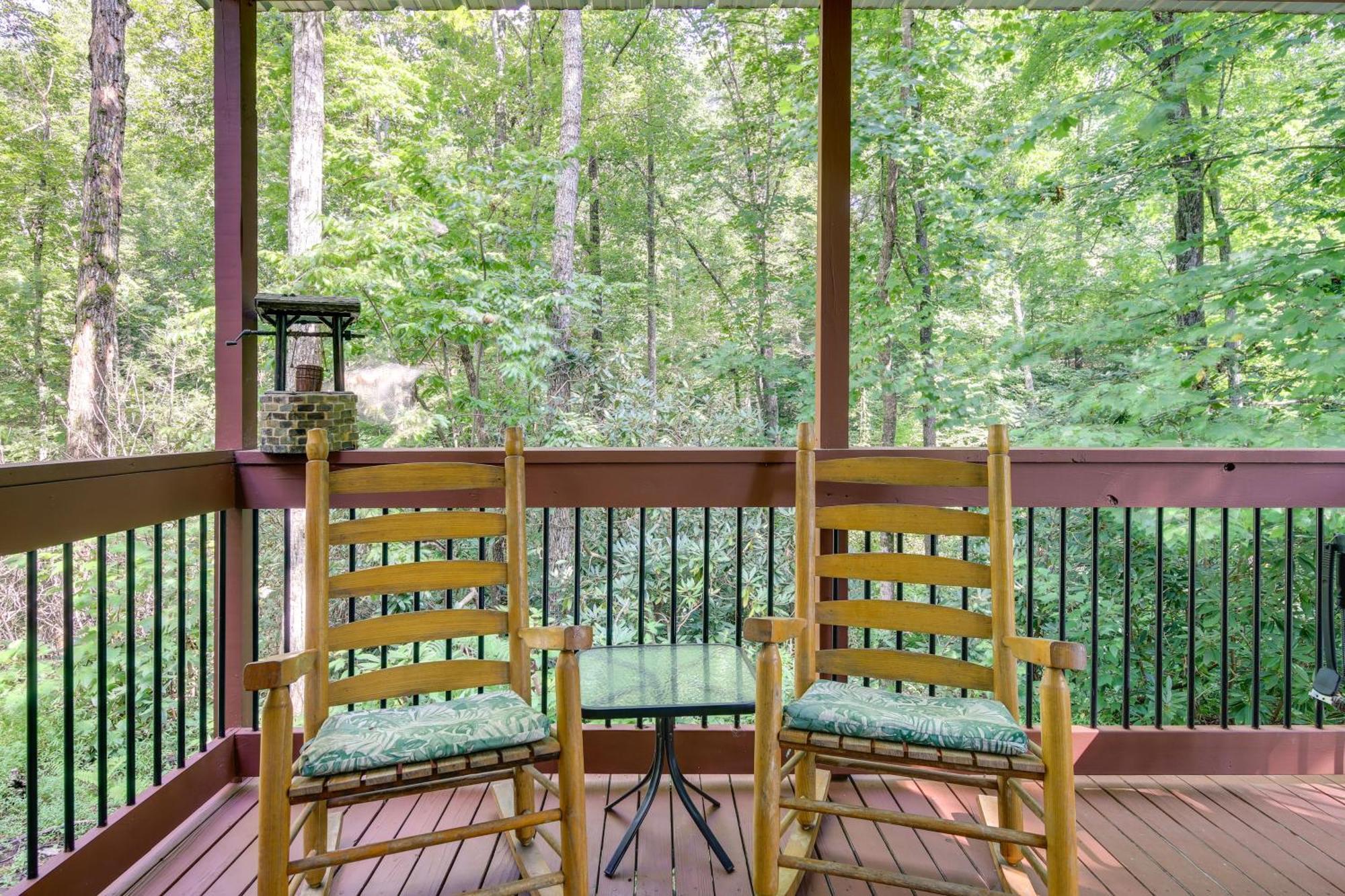 Quaint Smoky Mountain Cabin - 4 Mi To Gatlinburg! Εξωτερικό φωτογραφία