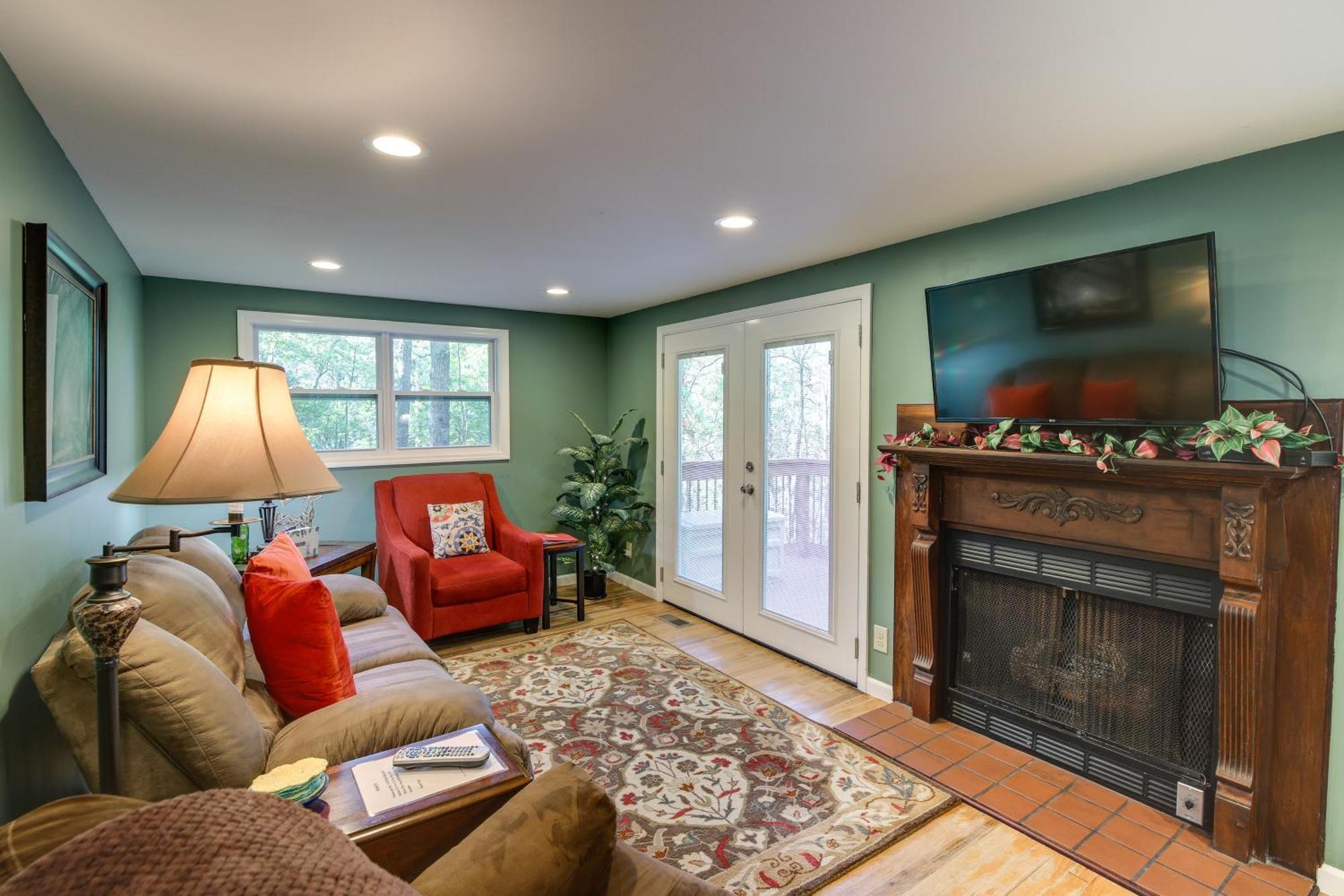 Quaint Smoky Mountain Cabin - 4 Mi To Gatlinburg! Εξωτερικό φωτογραφία