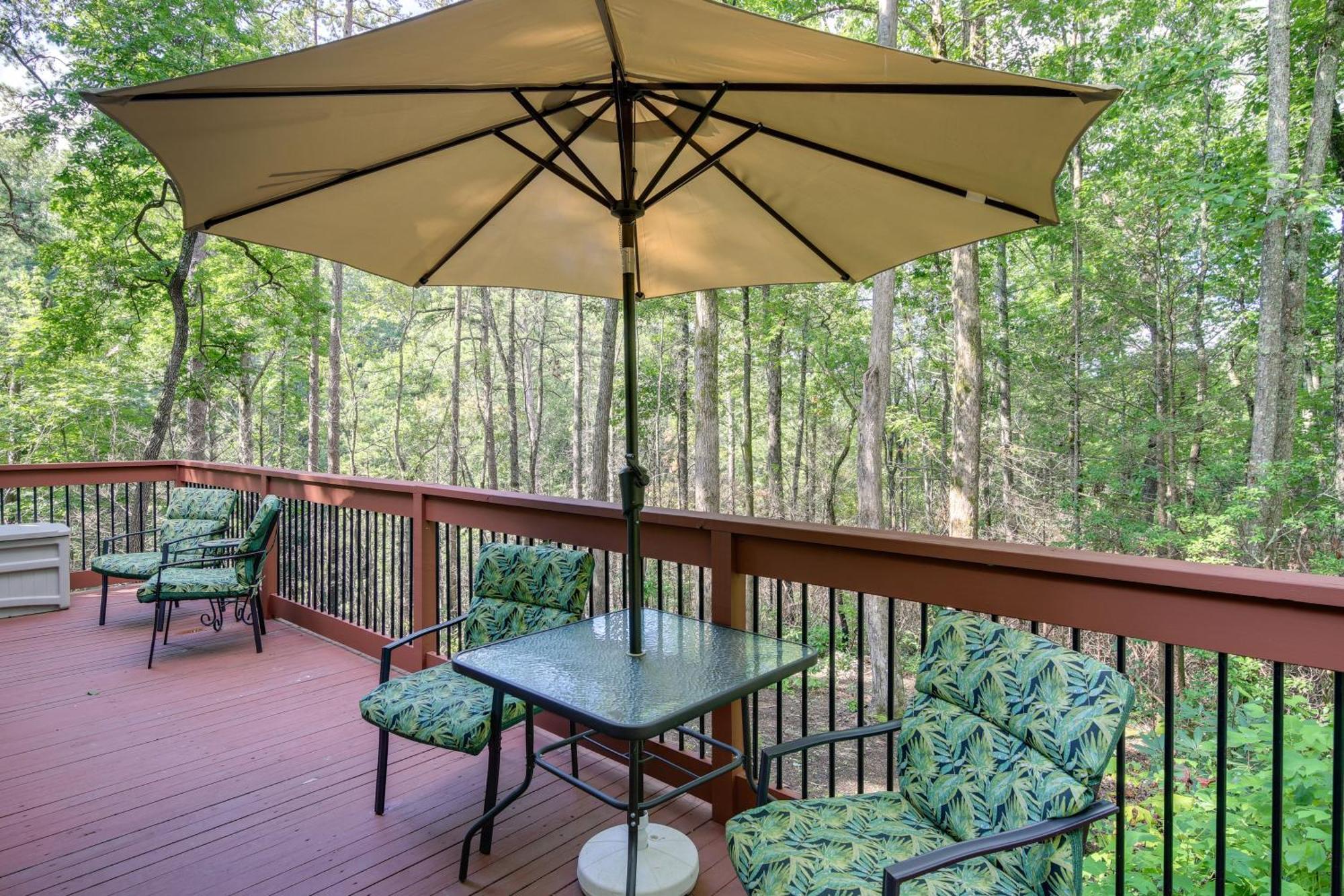 Quaint Smoky Mountain Cabin - 4 Mi To Gatlinburg! Εξωτερικό φωτογραφία